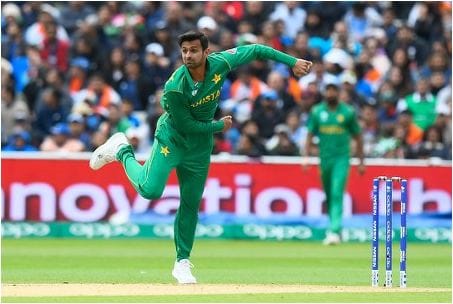 Shoaib Malik bowling in champions Trophy