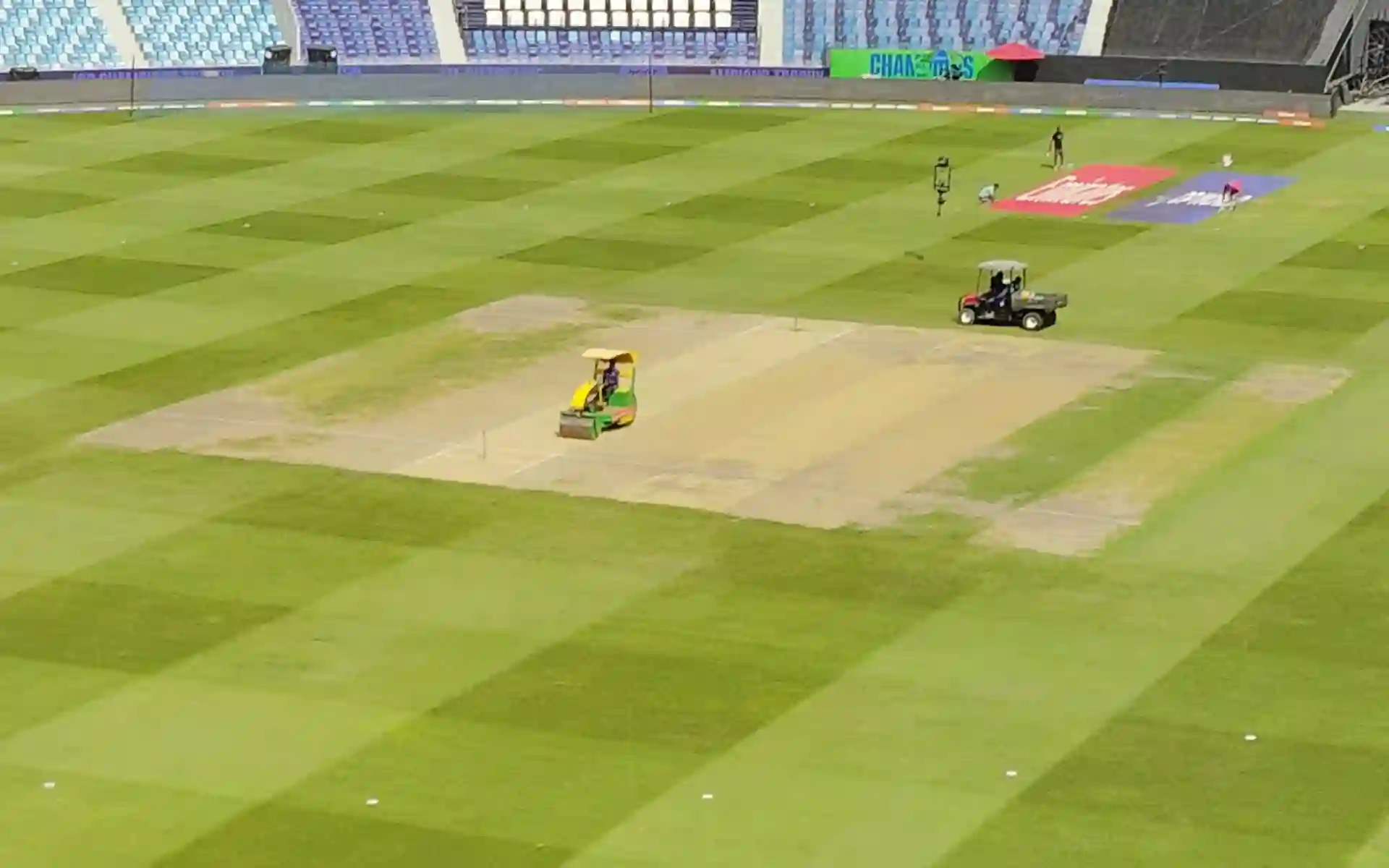 dubai pitch image